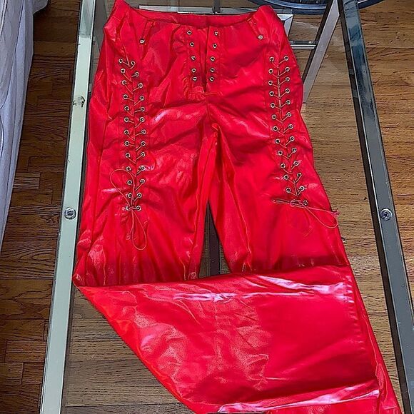 Red stretch pleather lace up pant. Cut out 4 skin size large front lace missing - Picture 16 of 16